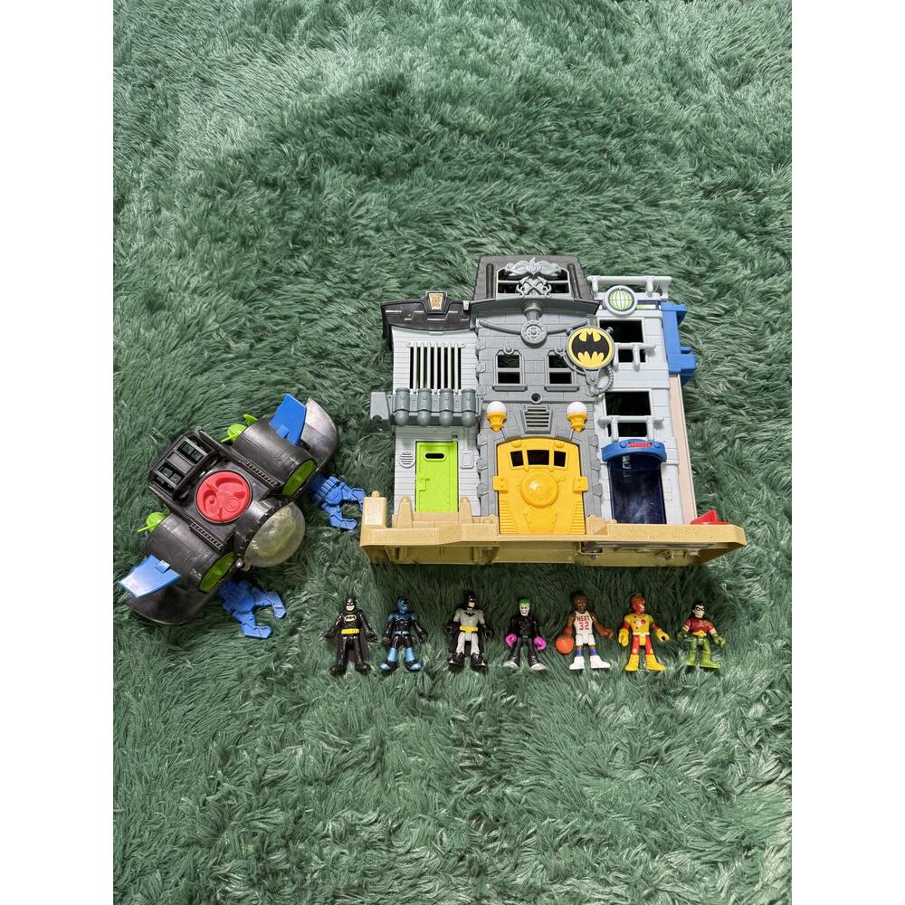 Fisher-Price Imaginext DC Super Friends Batcave Playset Batwing 7 Figures Lot